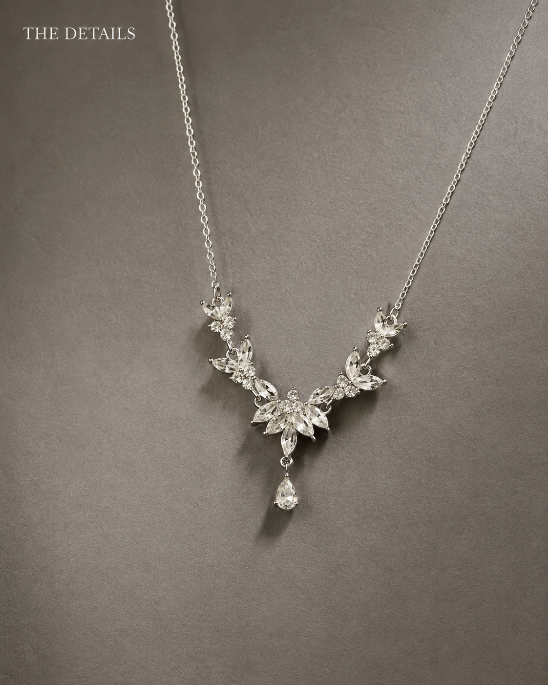 Crystal Snowflake vintage necklace product detail