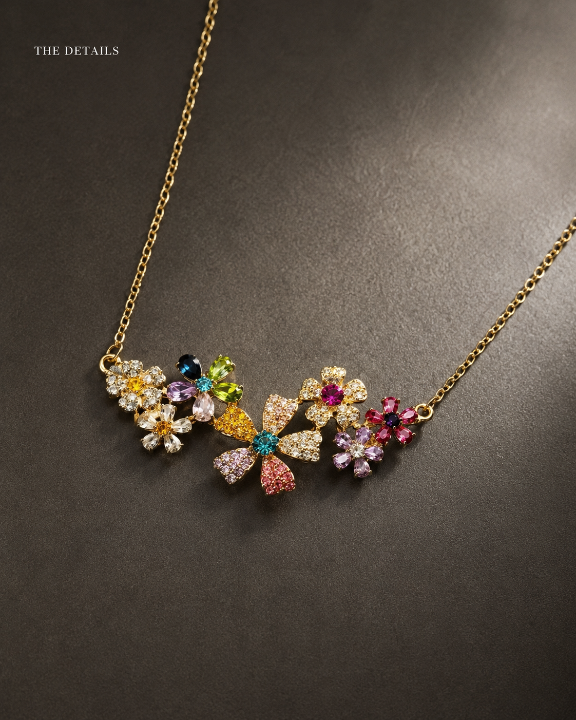 Flora Star Trails vintage necklace product detail